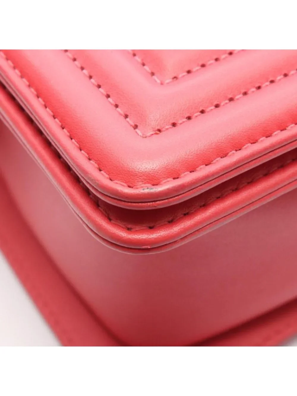 Chanel Shoulder Bag Boy Small Blanc Stitch Pink Leather Boy Chain